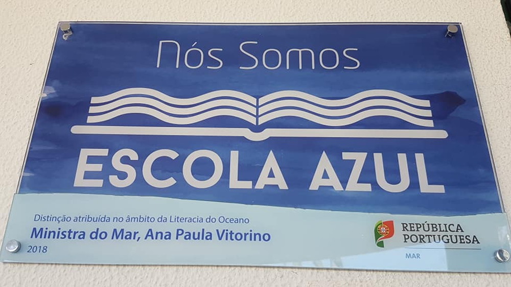 Hastear da bandeira Escola Azul