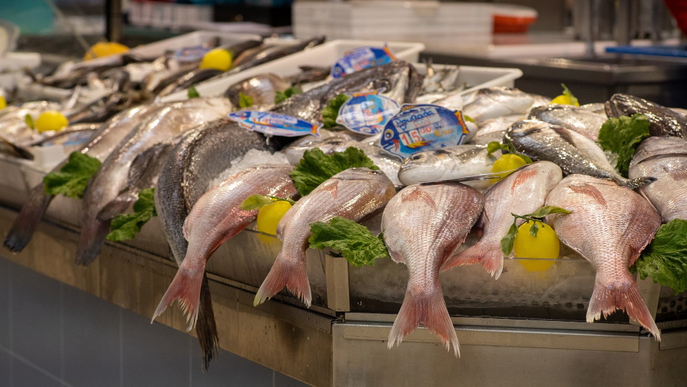 Os Mercados Municipais encontram-se abertos